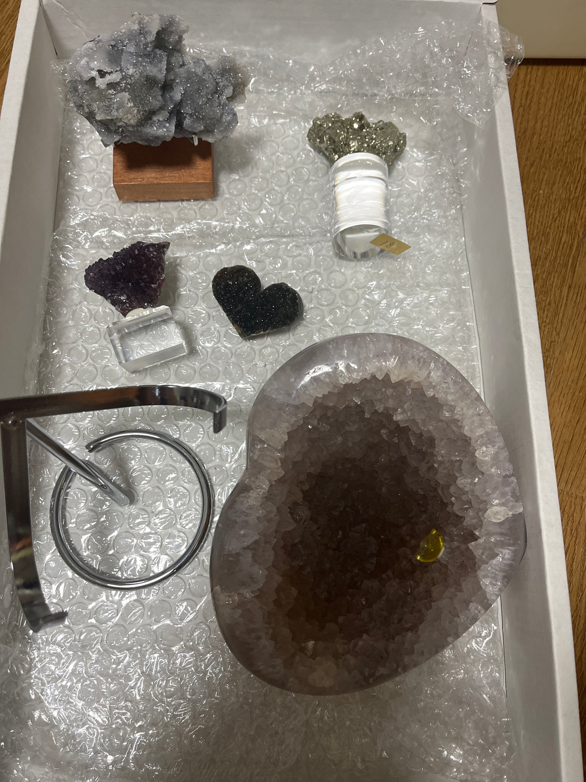 Crystal bundle 179